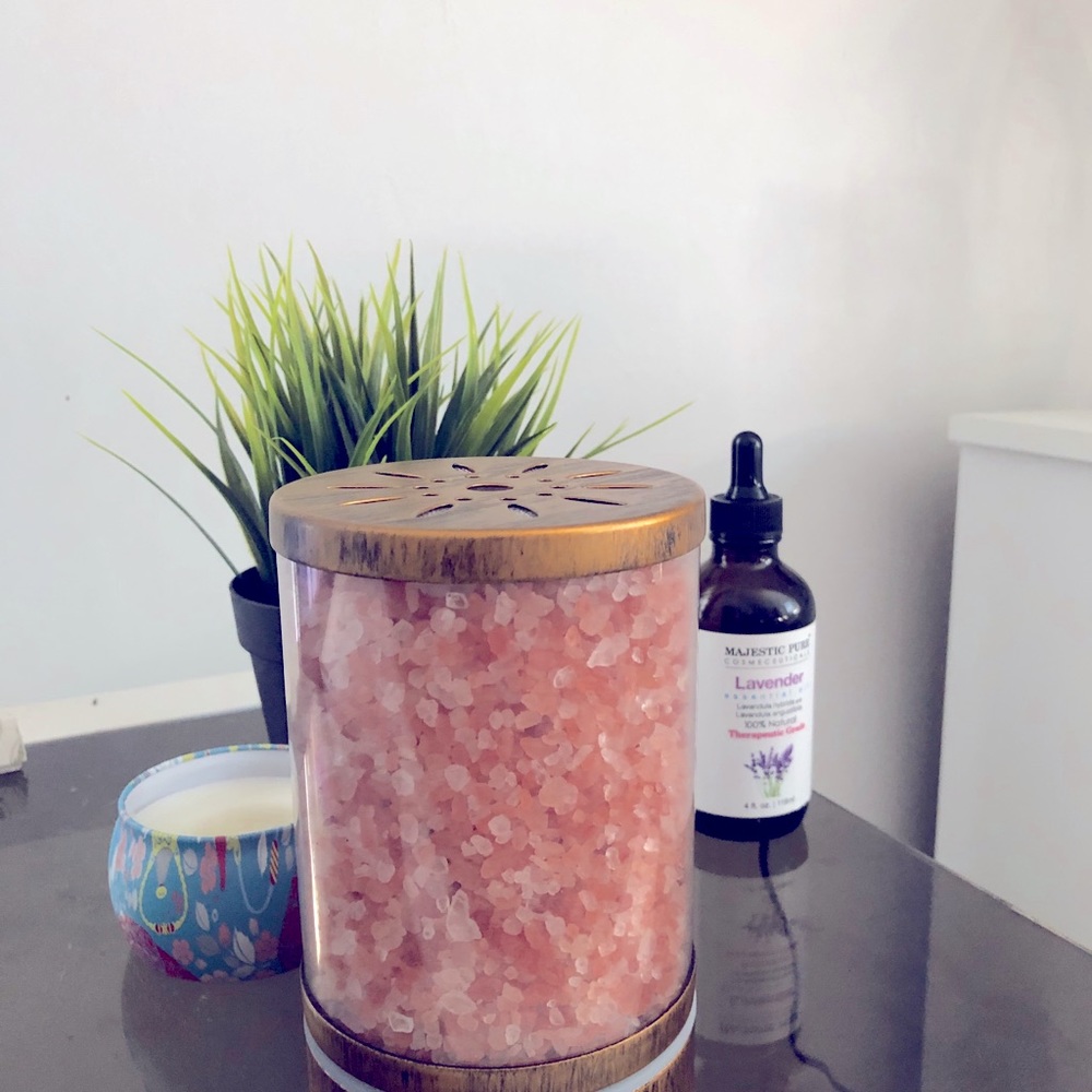 Essential oil diffuser